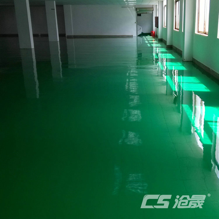 廣東地坪漆生產廠家是怎么處理出現(xiàn)裂縫的環(huán)氧地坪？
